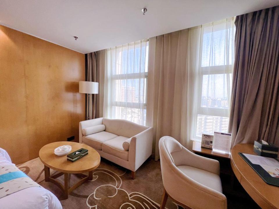 Menshine Gloria Plaza Hotel Шаньтоу Экстерьер фото