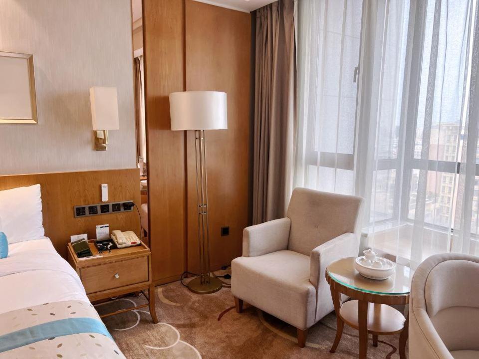 Menshine Gloria Plaza Hotel Шаньтоу Экстерьер фото