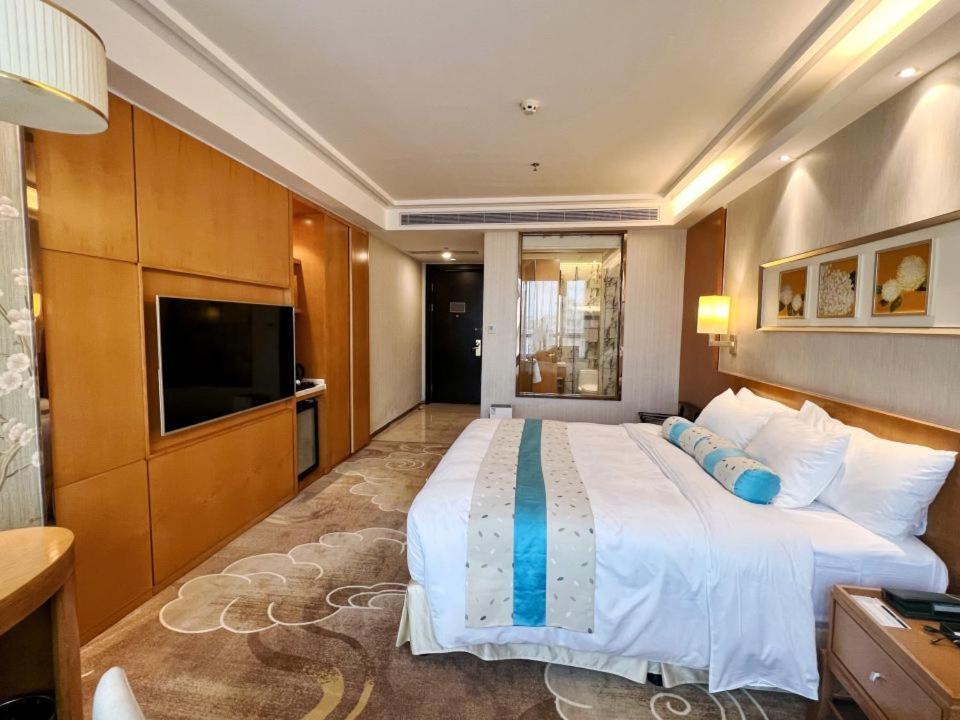 Menshine Gloria Plaza Hotel Шаньтоу Экстерьер фото